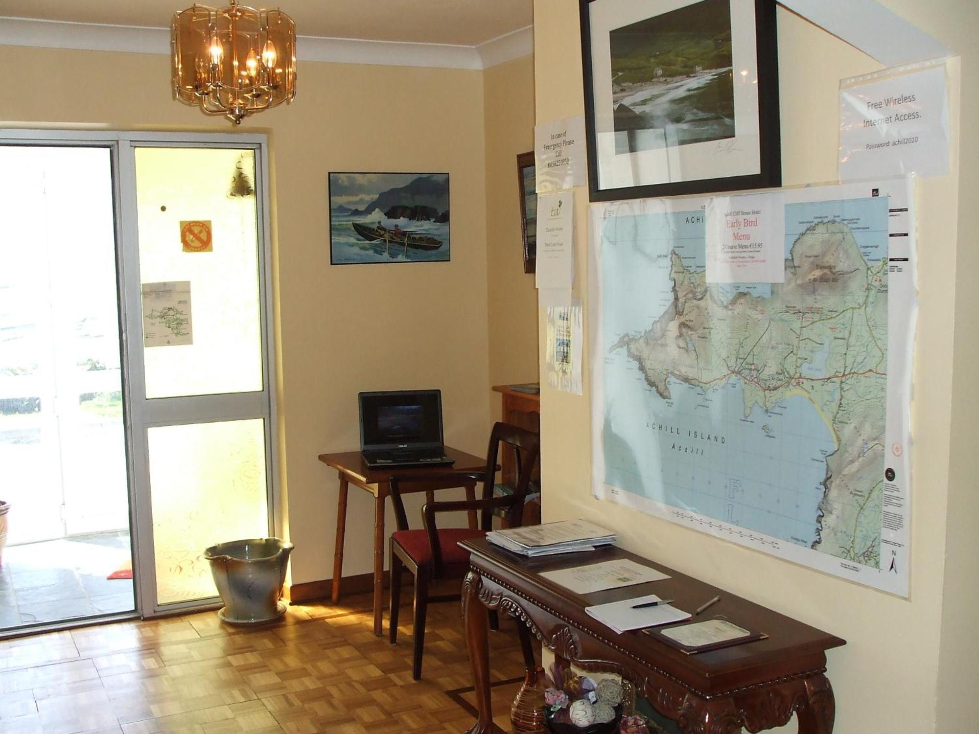 Achill West Coast House Bed & Breakfast Dooagh ภายนอก รูปภาพ