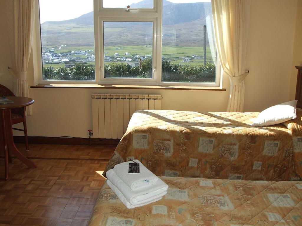 Achill West Coast House Bed & Breakfast Dooagh ห้อง รูปภาพ